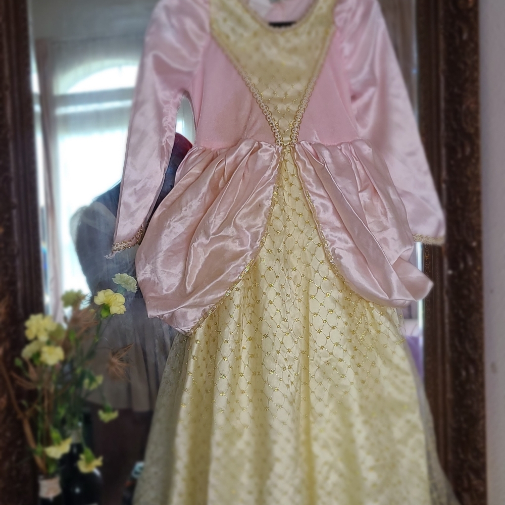 Forum Novelties Designer Collection sz 4 princess dress